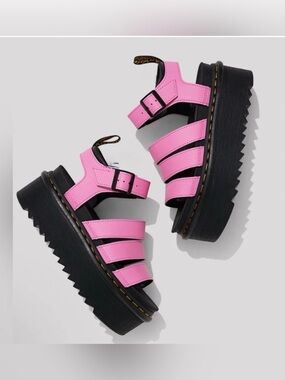 NWOB Dr. Martens Blaire Quad Athena Platform Sandals in Pink Size 8